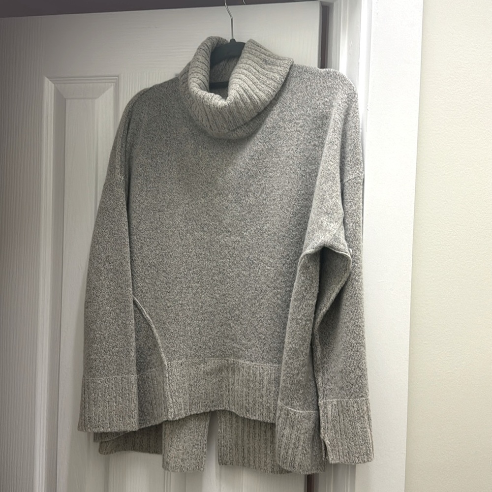 Brochu Walker, Large, Grey sweater turtleneck